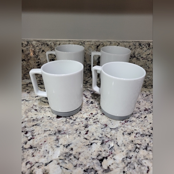 Mahlwerck Porzellan (Porcelain) German Coffee Mugs - Picture 2 of 8